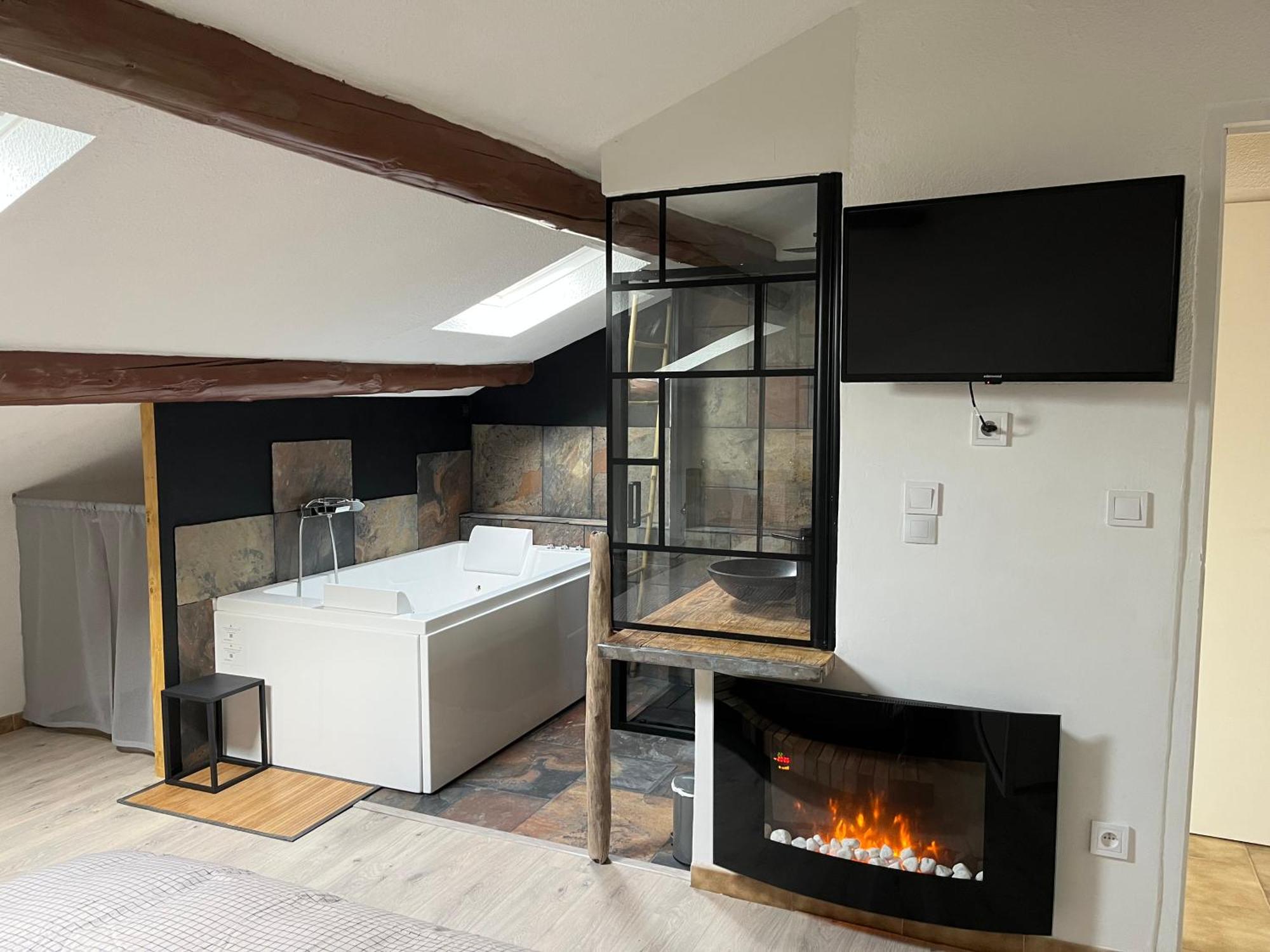 Duplex Lumineux Sur Gde Terrasse, Balneo Double, Parking Prive, Clim, Local Velos Entraigues-sur-la-Sorgue Exterior photo